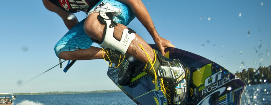 knee brace for water sports